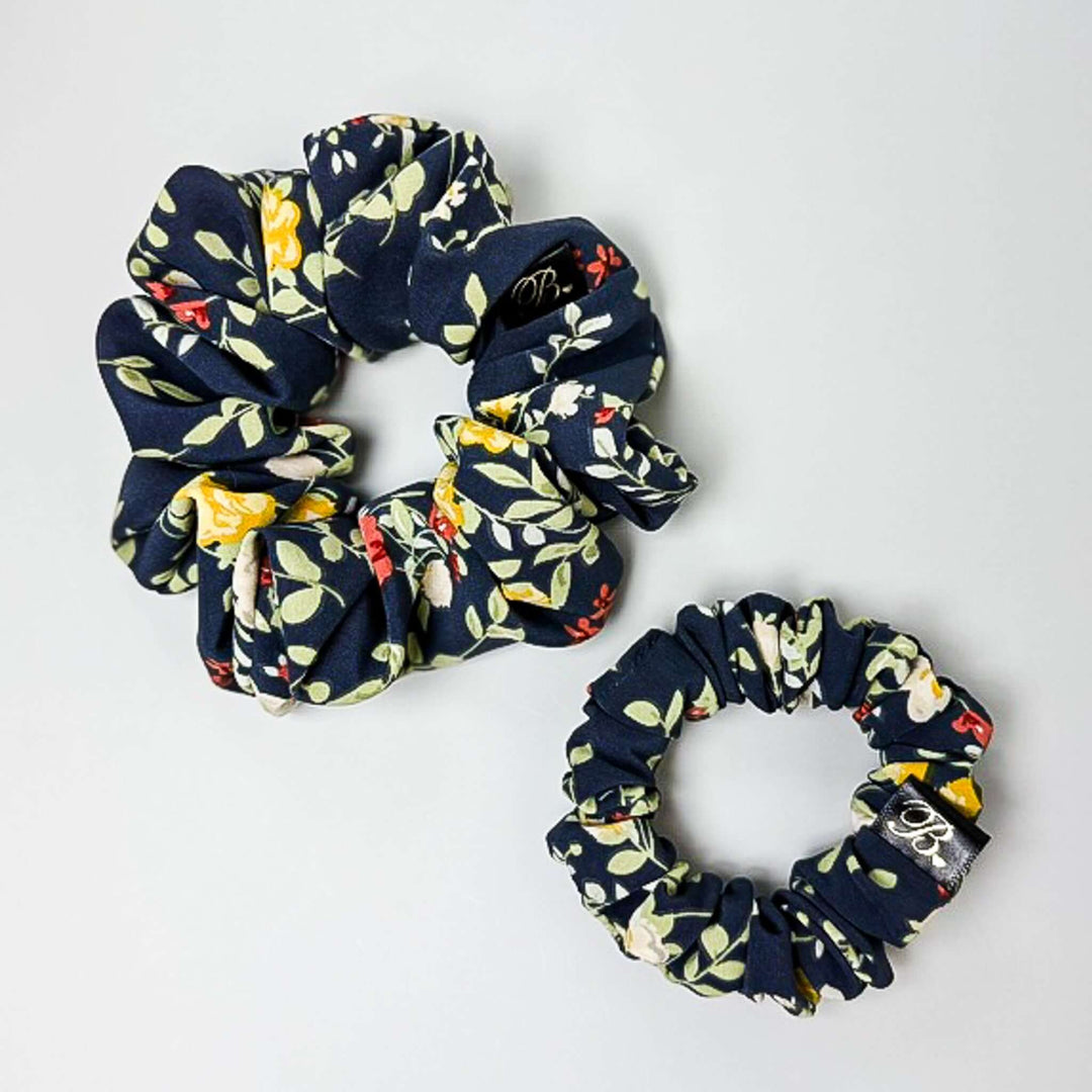 Silky Scrunchie in Wildflower Noire