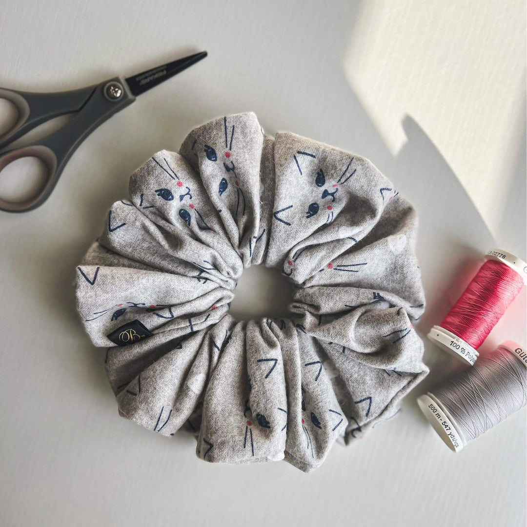 XL Cotton Scrunchie in Kitty