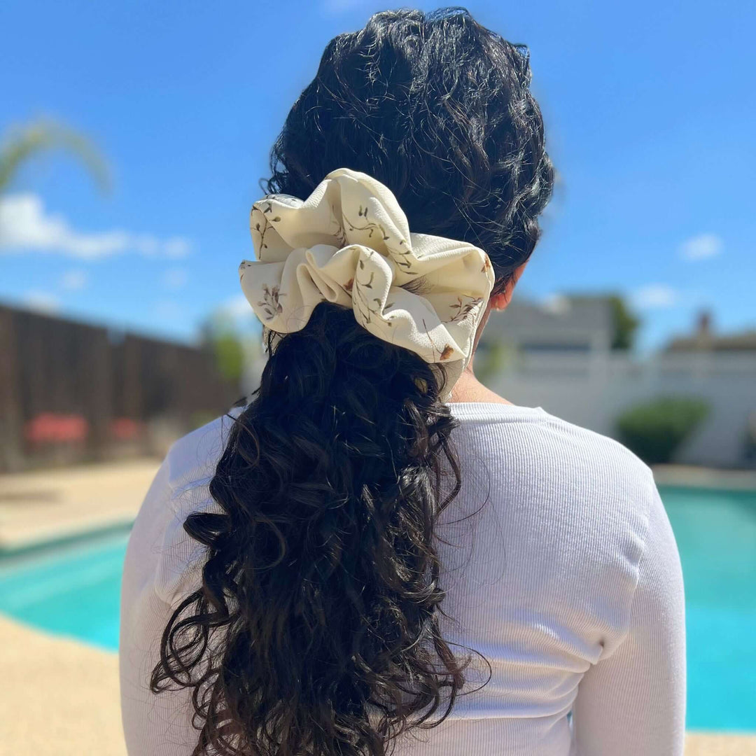 Silky Scrunchie in Fawn