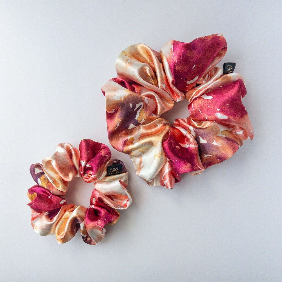 Silky Scrunchie in Peach Sangria