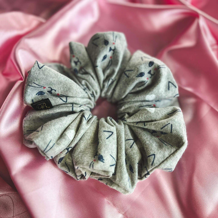 XL Cotton Scrunchie in Kitty