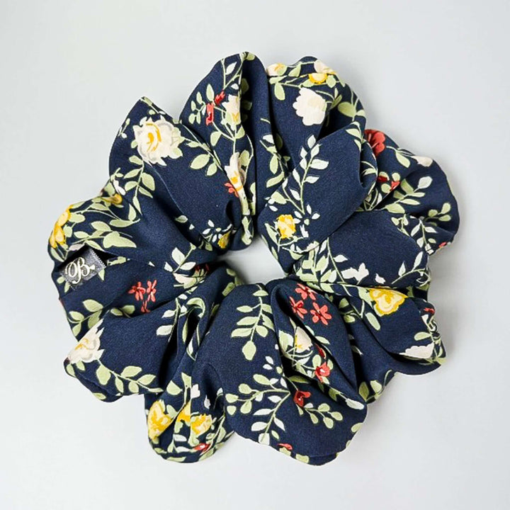 Silky Scrunchie in Wildflower Noire
