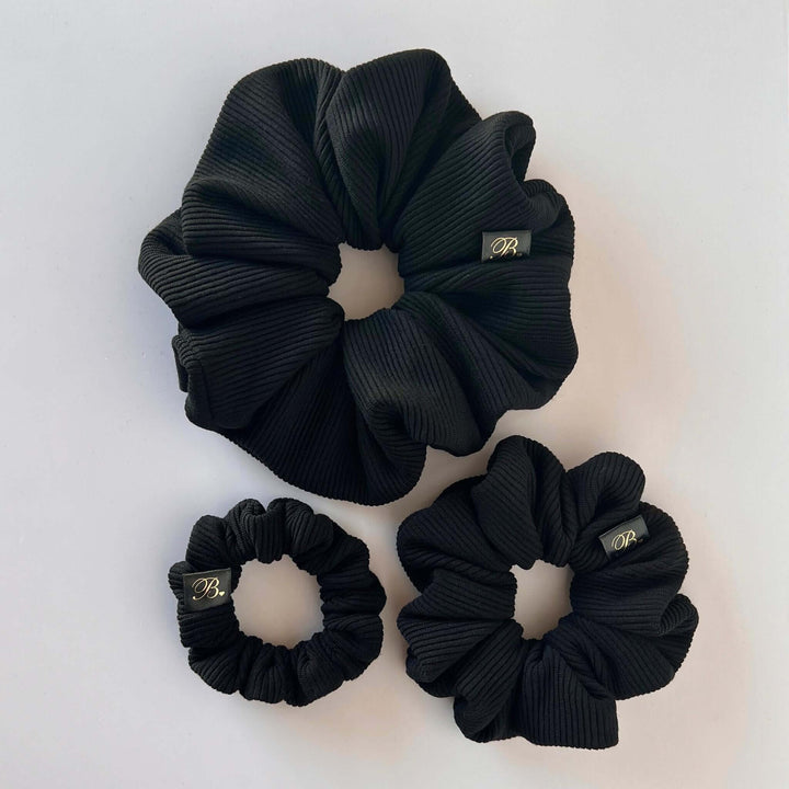 Ribbed Scrunchie in Black