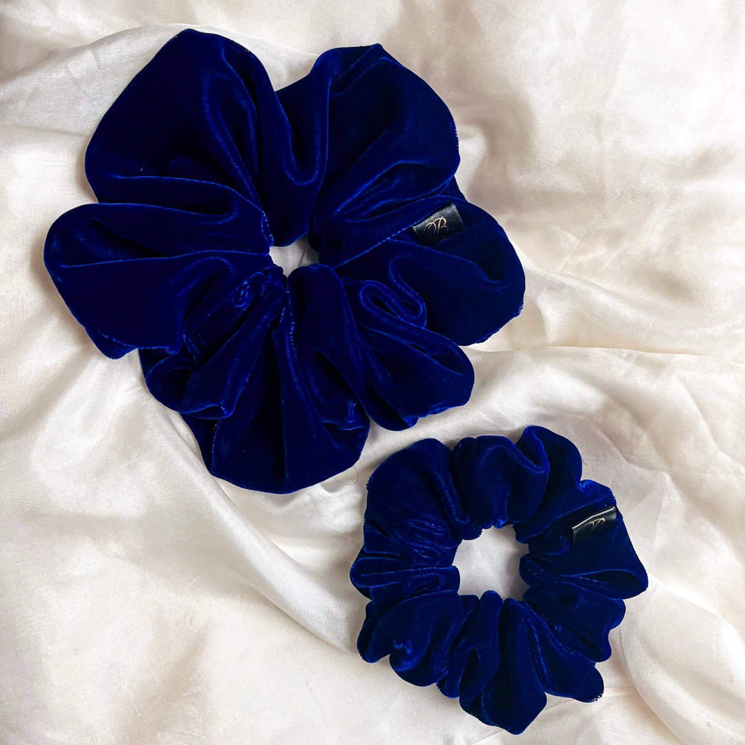 Microvelvet Scrunchie in Blue Velvet