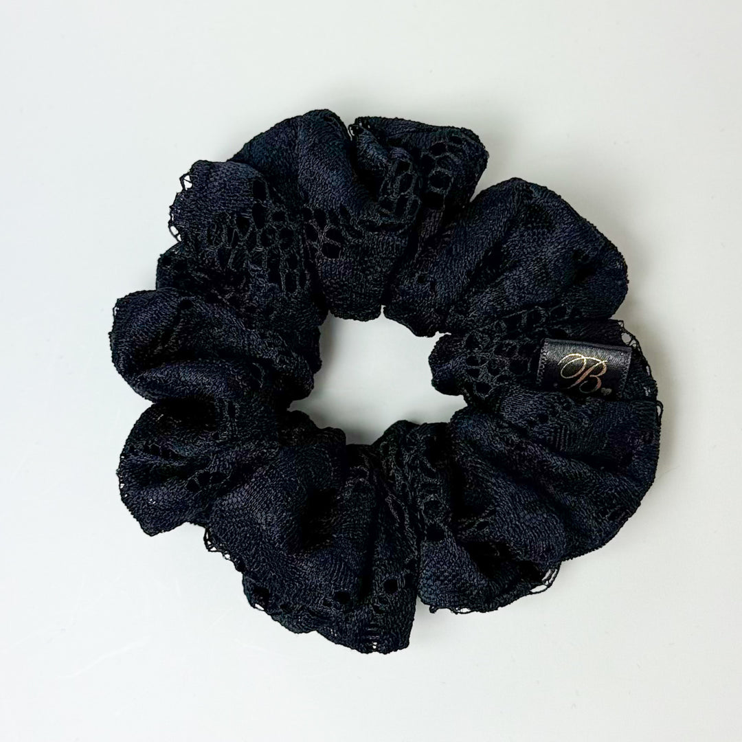 Lace Scrunchie in Reputation