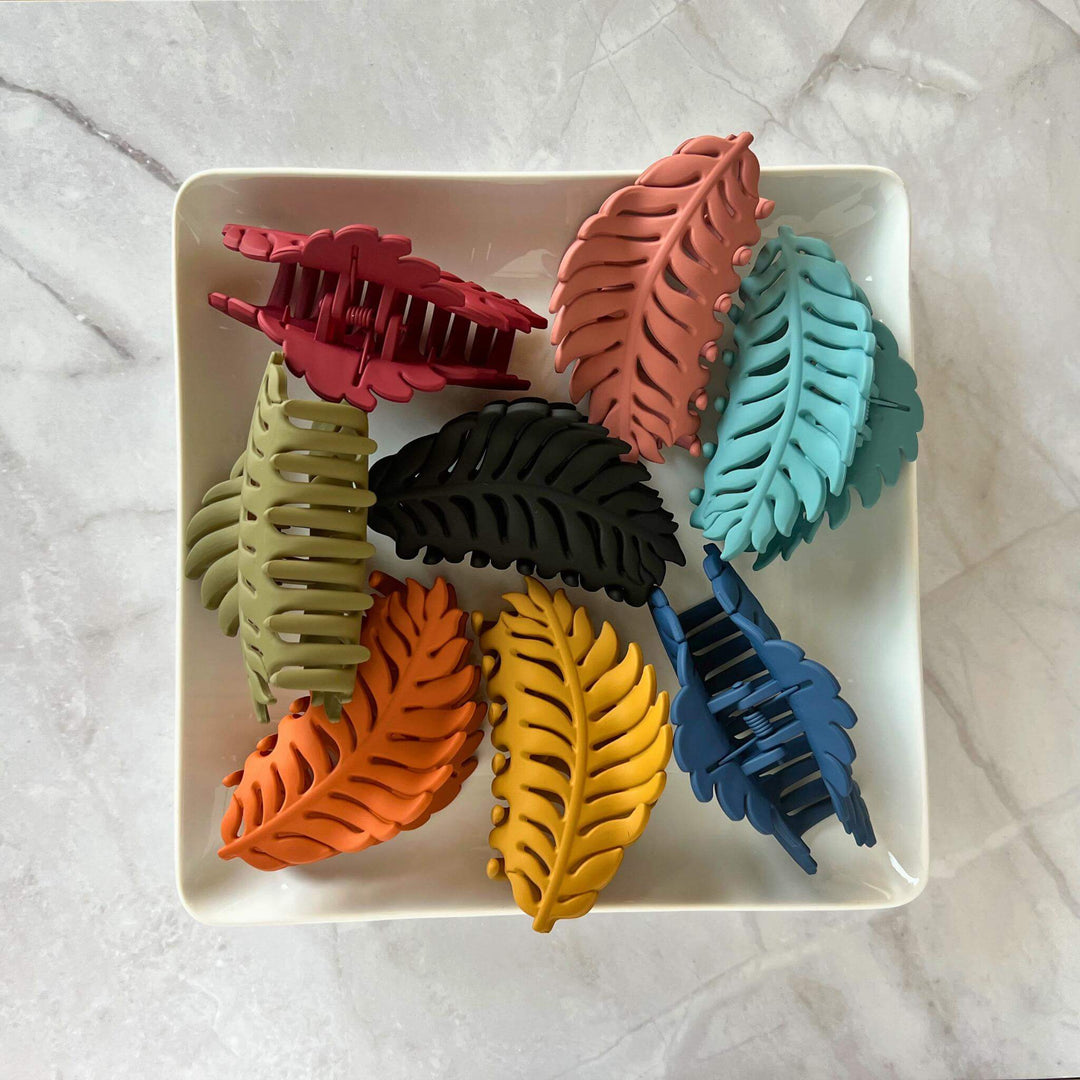 Matte Leaf Claw Clip