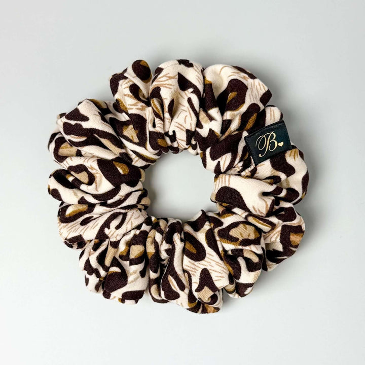 Active Scrunchie in Leopard