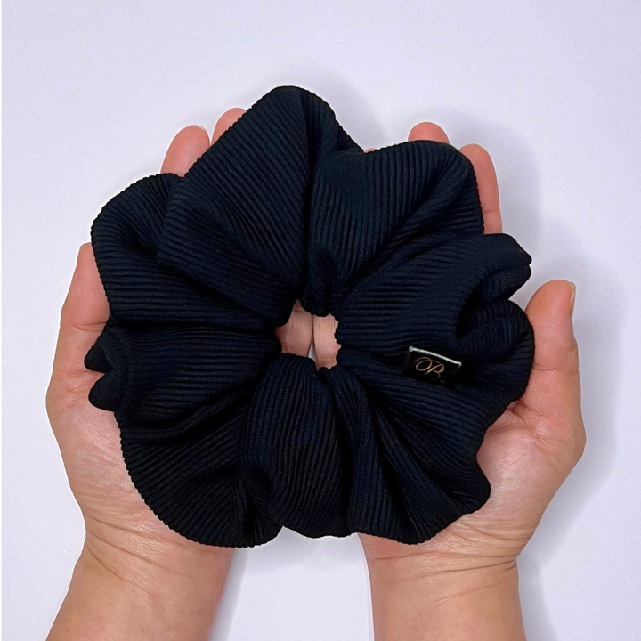 Sabrina XL Performance Knit Scrunchie