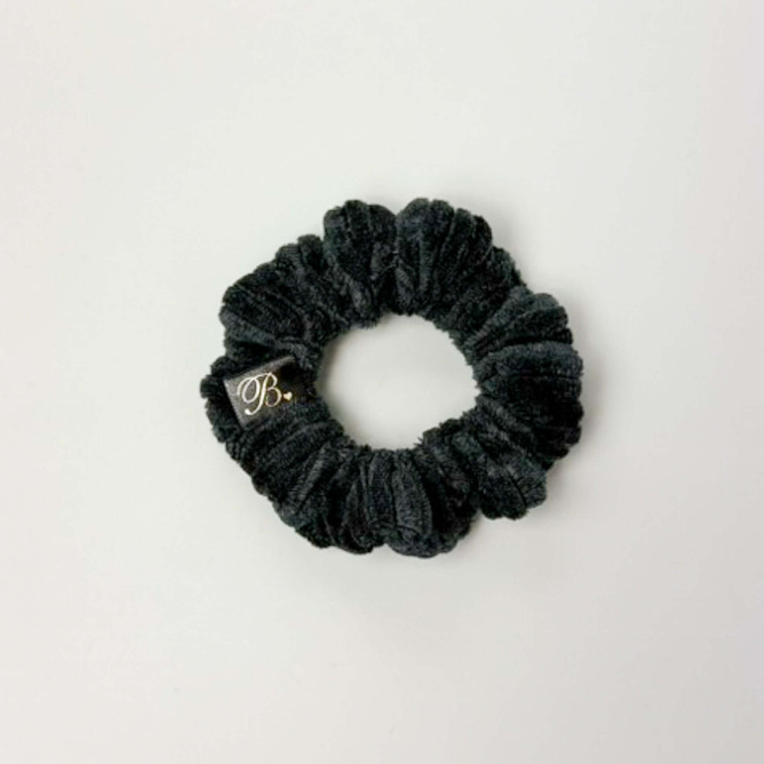 Velvet Ribbed Scrunchie in Charcoal