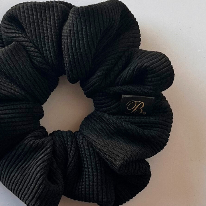 Sabrina Classic Performance Knit Scrunchie