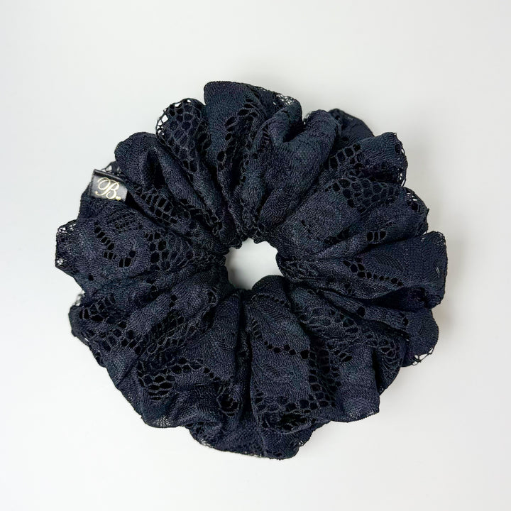 Lace Scrunchie in Reputation